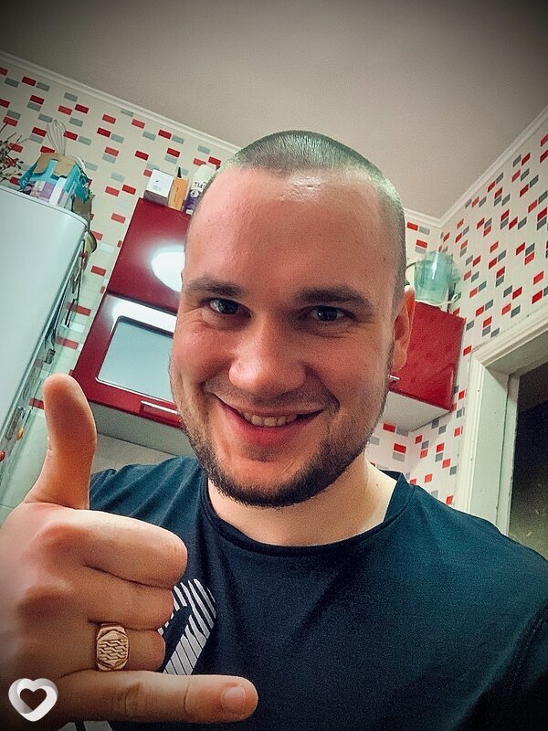 Гарик, 26, Красноярске — анкета №2136905