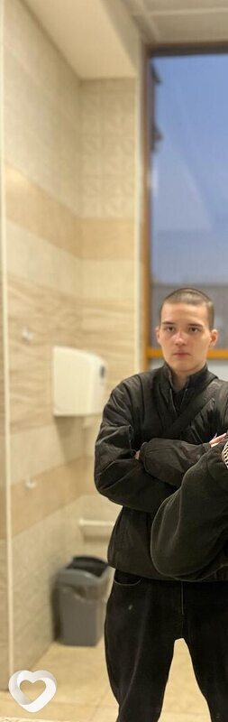 Дмитрий, 19, Челябинске — анкета №2137070