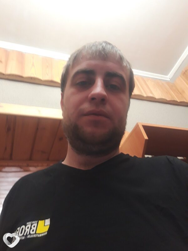 Александр, 28, Павлодаре — анкета №2137246