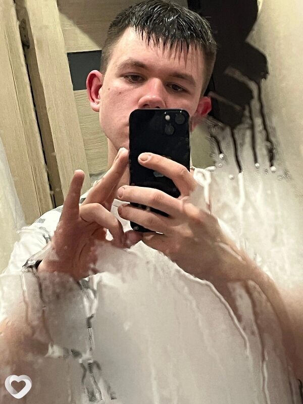 Виктор, 24, Смоленске — анкета №2163978