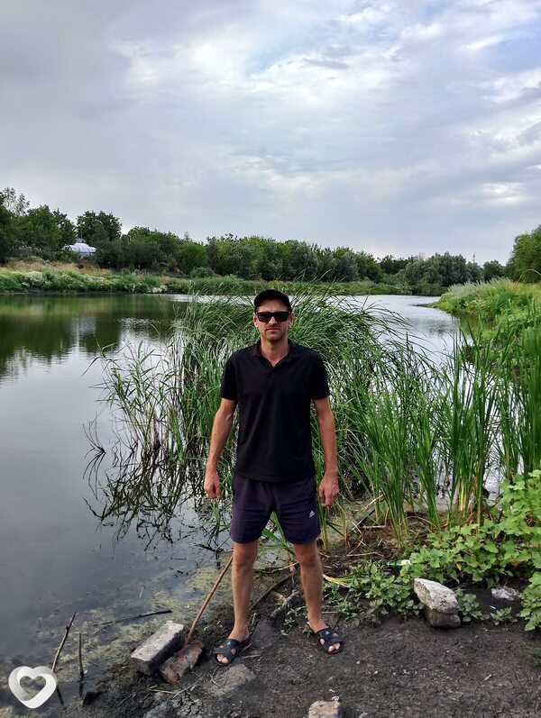 Юрий, 37, Новошахтинске — анкета №2137785