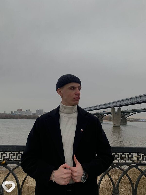 Владимир, 25, Новосибирске — анкета №2137825