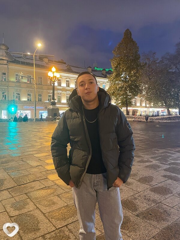 Илья, 25, Ярославле — анкета №2138037