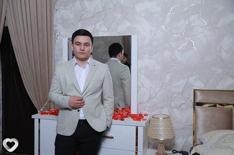 Миша, 26, Мариуполе — анкета №2138272