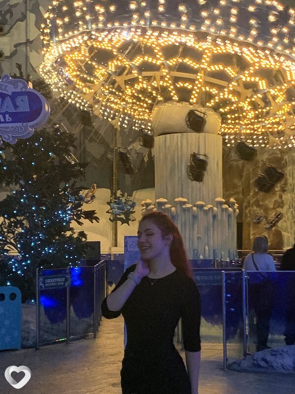 Анюта, 19, Москве — анкета №2164584