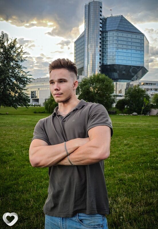 Ярослав, 20, Минске — анкета №2138591