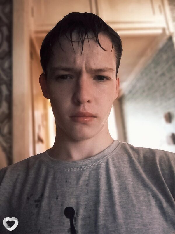 Александр, 22, Братске — анкета №2138774