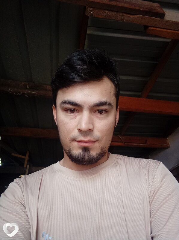 Шараф, 21, Сочи — анкета №2138686