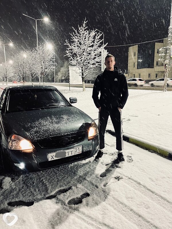 Alejsandr, 21, Старом Осколе — анкета №2139189