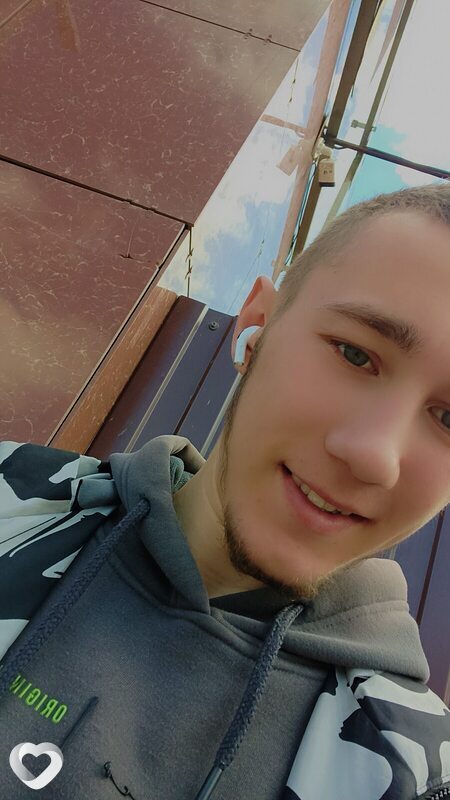 Данилка, 20, Москве — анкета №2138969