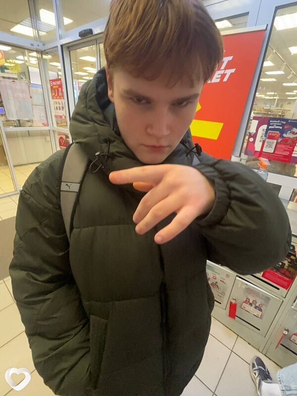 Ярослав, 20, Москве — анкета №2164693