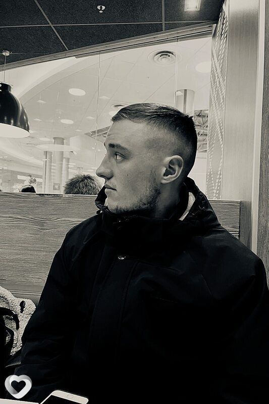 Толя, 24, Новосибирске — анкета №2139521