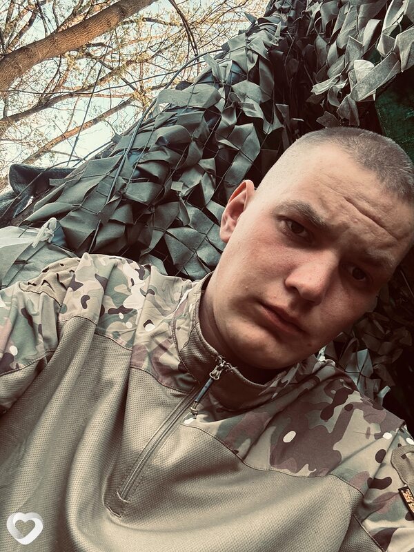 Саня, 22, Горно-Алтайске — анкета №2139306
