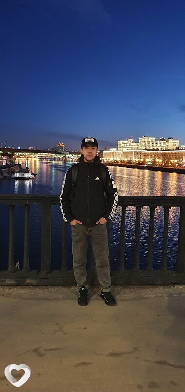 Bek, 22, Москве — анкета №2139272