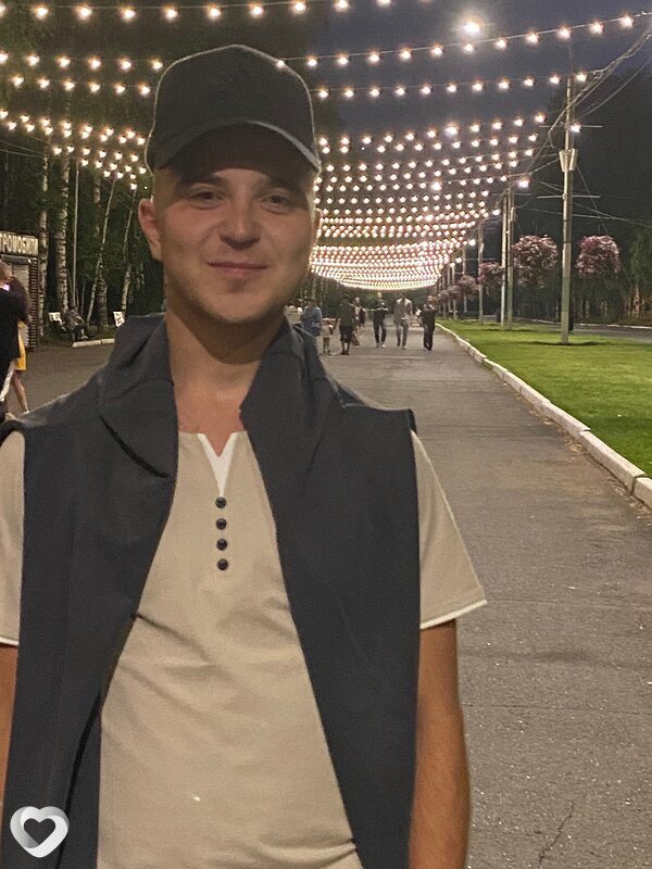 Кирилл, 28, Ижевске — анкета №2139926
