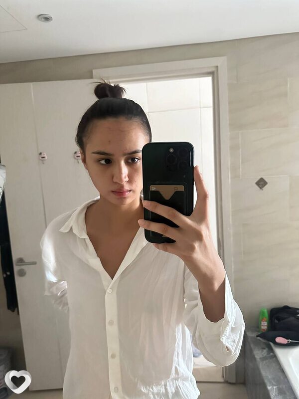 Диана, 22, Бишкек — анкета №2140536