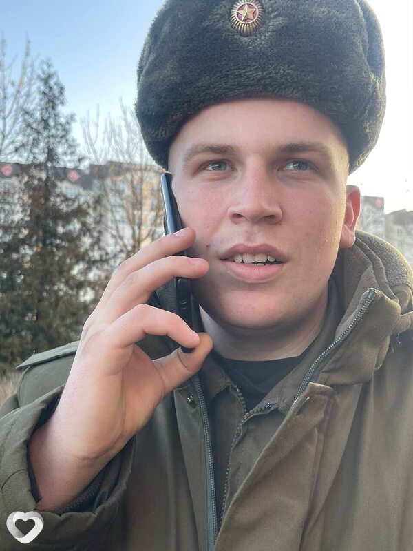 Даник, 21, Бобруйске — анкета №2140372