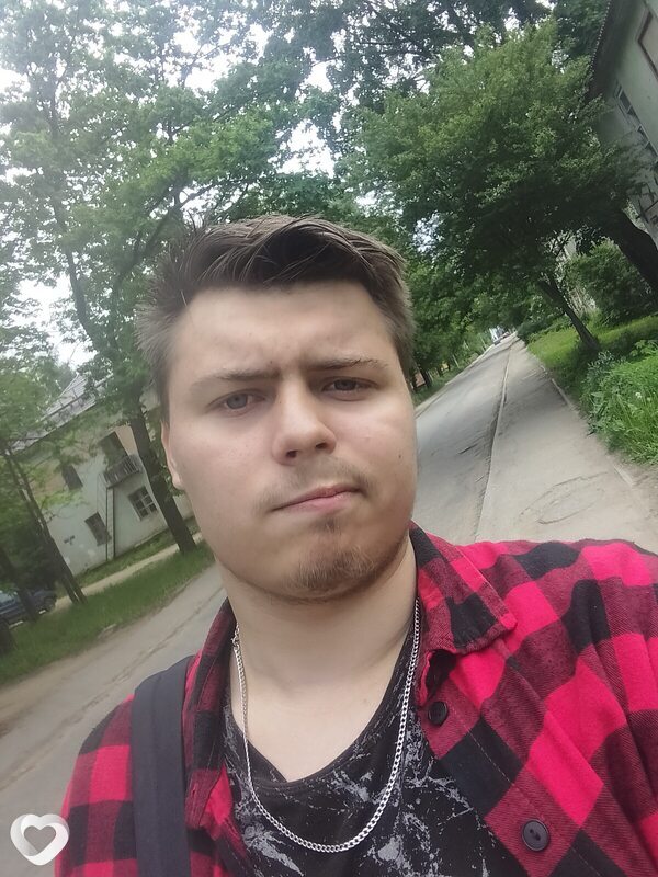 Артëм, 19, Смоленске — анкета №2140497