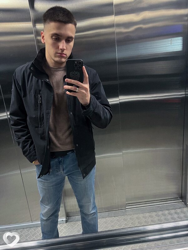 Лев, 20, Саратове — анкета №2140842