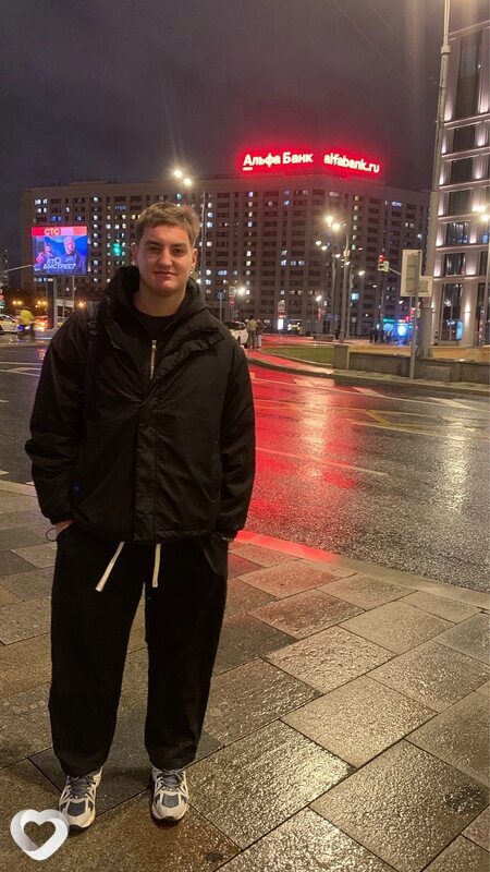 Иван, 24, Москве — анкета №2140531