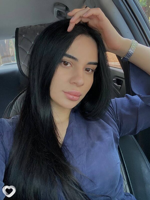 Карина, 23, Москве — анкета №2165348