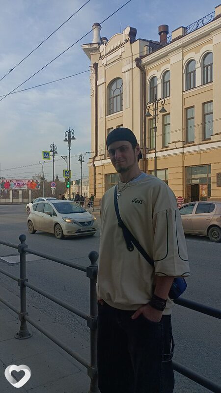 Ростислав, 20, Томске — анкета №2141265