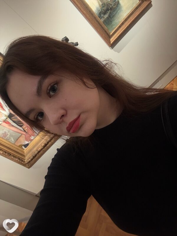 Аринка, 19, Екатеринбурге — анкета №2141854