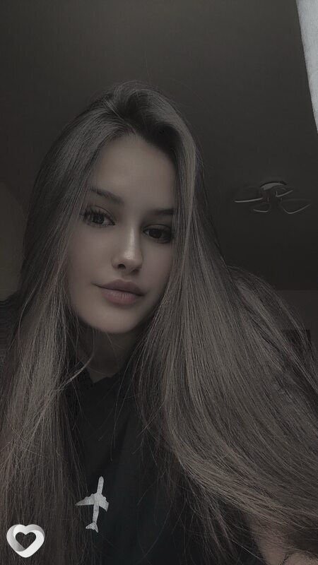 Яна, 21, Краснодаре — анкета №2141640