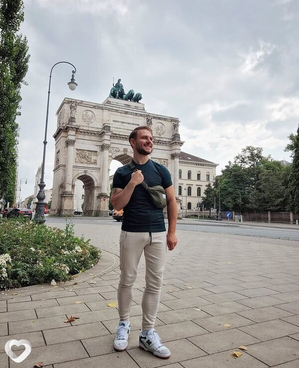 Виктор, 37, Белгороде — анкета №2165646