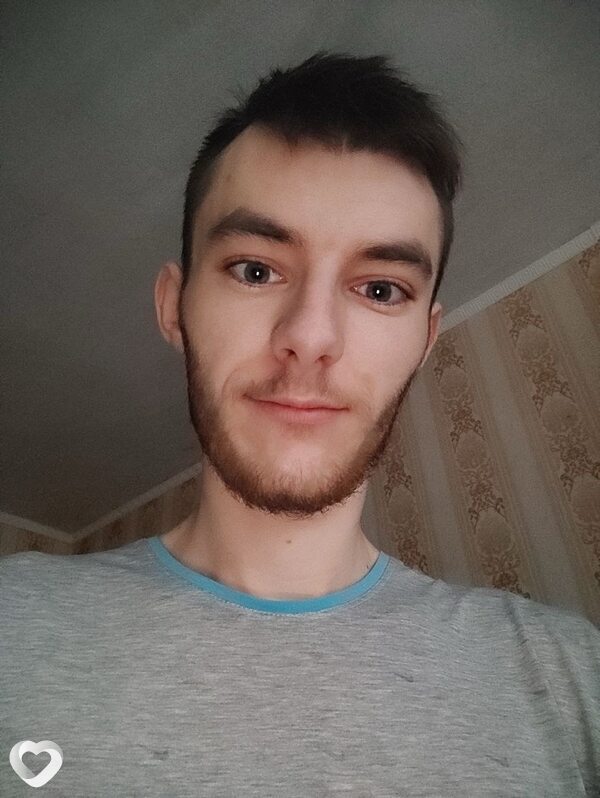 Ярослав, 23, Кривое Роге — анкета №2141475