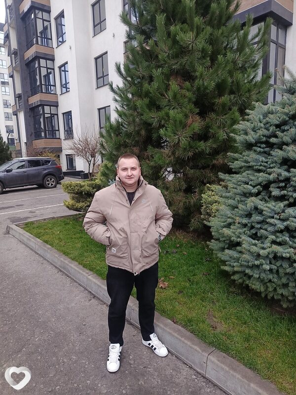 Богдан, 25, Киеве — анкета №2141473