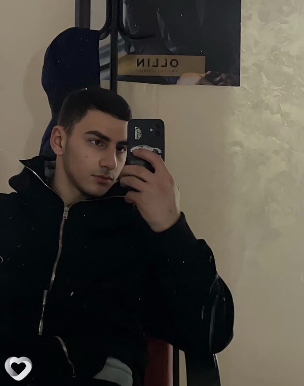 Артак, 21, Химках — анкета №2165919