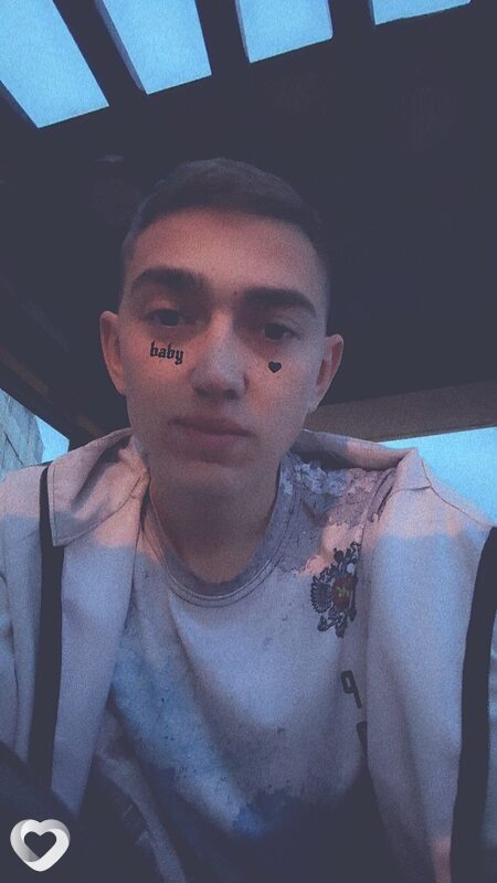Константин, 22, Томске — анкета №2141735