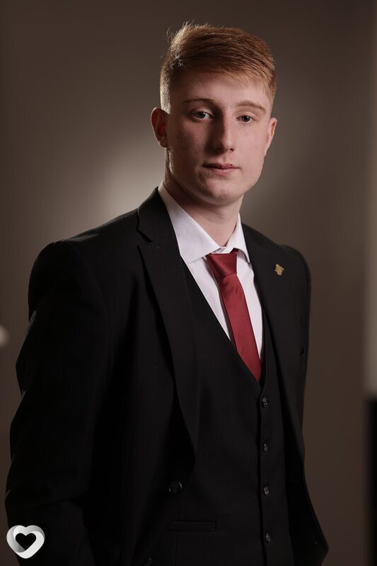 Павел, 19, Брянске — анкета №2141898