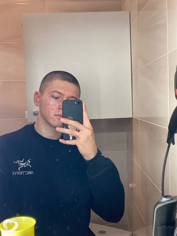 Захар, 21, Анапе — анкета №2166075
