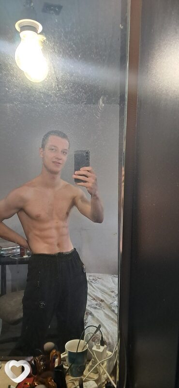 Дан, 23, Минске — анкета №2142920