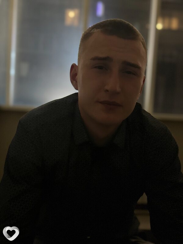 Артем, 28, Нижнем Новгороде — анкета №2143073