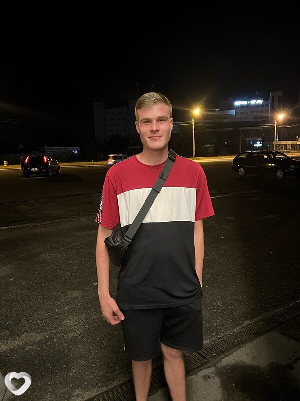 Руслан, 24, Харькове — анкета №2142866