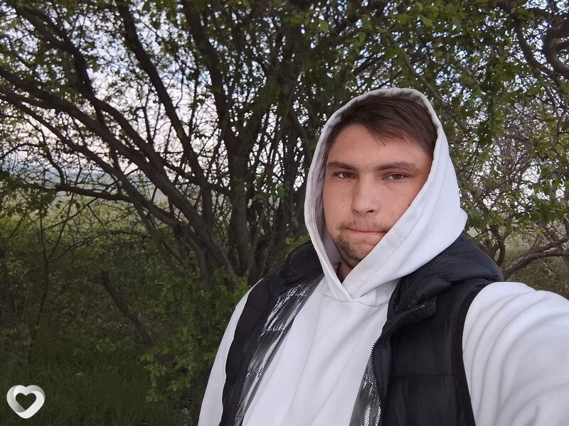Александр, 25, Симферополе — анкета №2143158