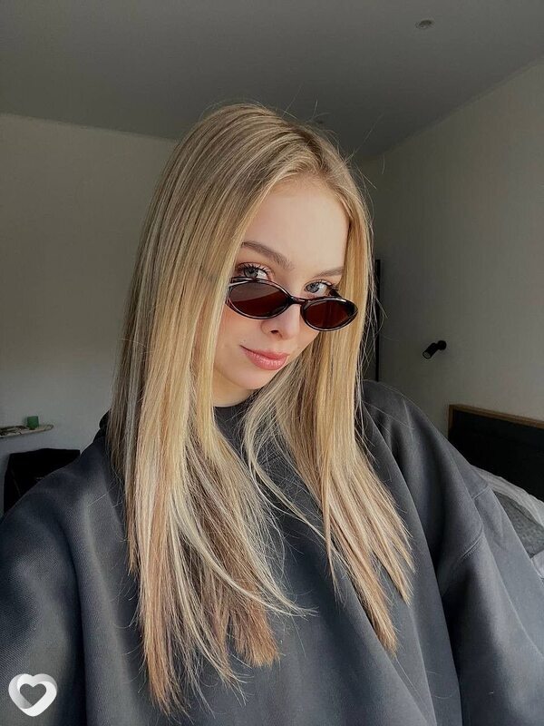 Аленка, 23, Борисове — анкета №2143319