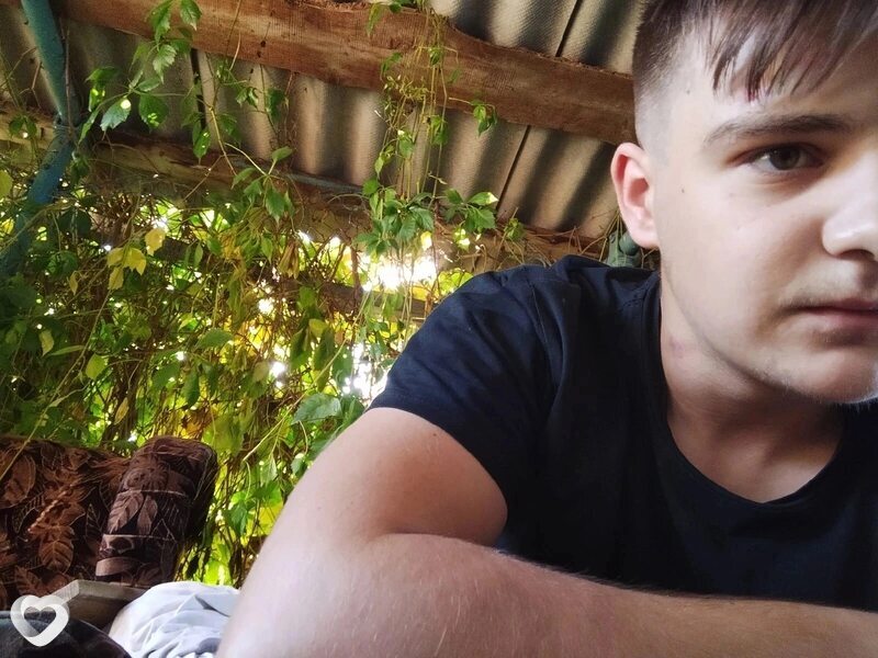 Арсений, 26, Екатеринбурге — анкета №2144343