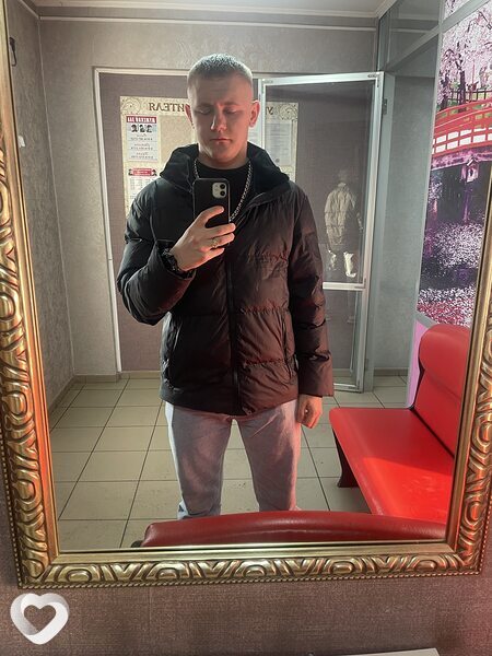 Александр, 24, Белогорске — анкета №2166976