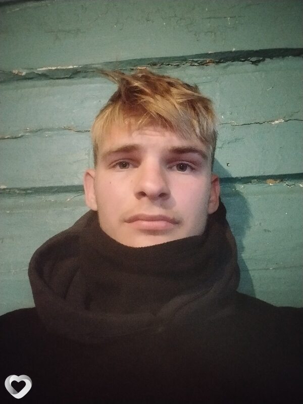 Семён, 19, Ярославле — анкета №2143683