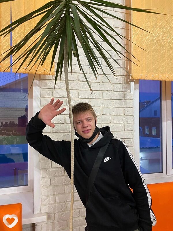 Даня, 21, Кемерове — анкета №2167083