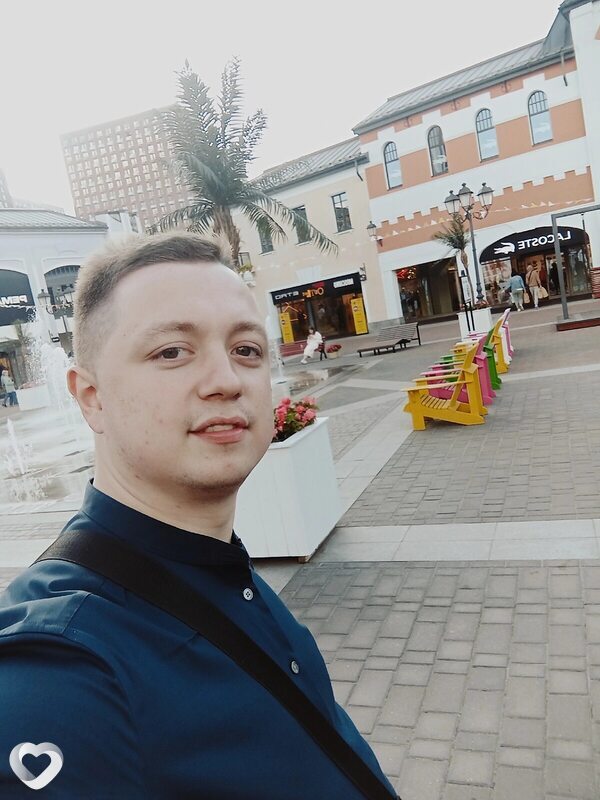 Евгений, 28, Макеевке — анкета №2144193