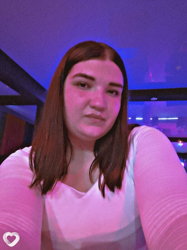 Екатерина, 20, Череповце — анкета №2144123