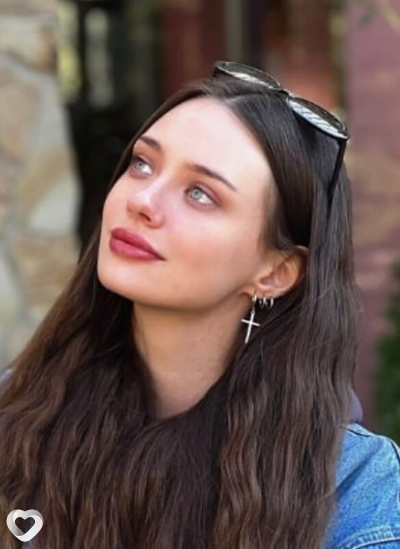 Диана, 21, Москве — анкета №2144130