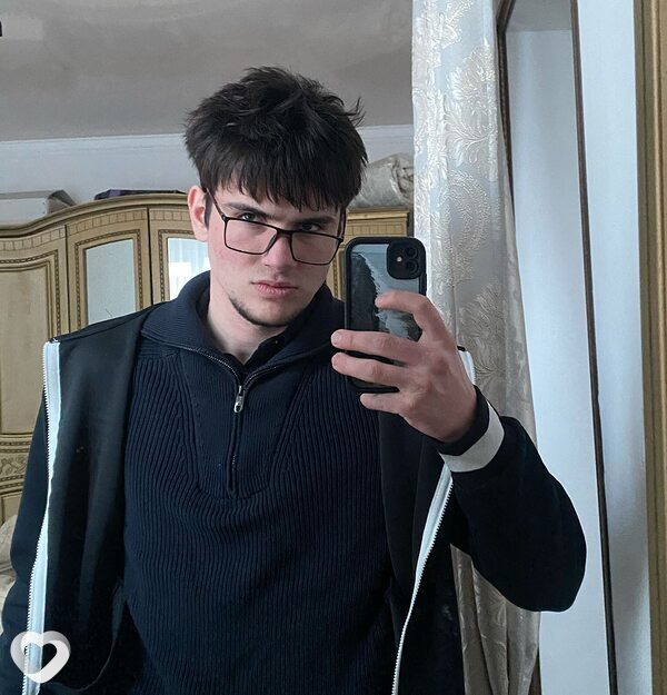 Артур, 21, Моздоке — анкета №2144544