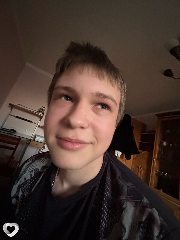 Артур, 20, Краснодаре — анкета №2167417