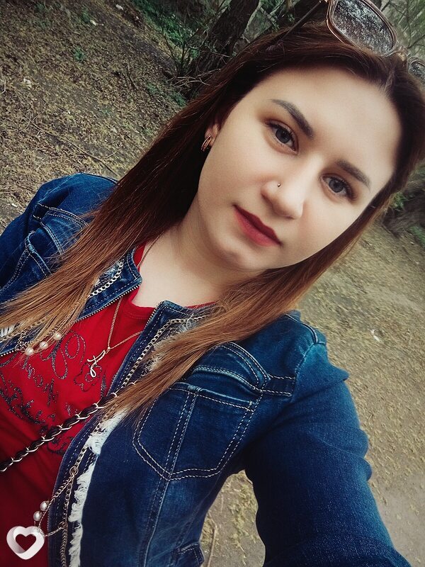 Анюта, 23, Темиртау — анкета №2167746